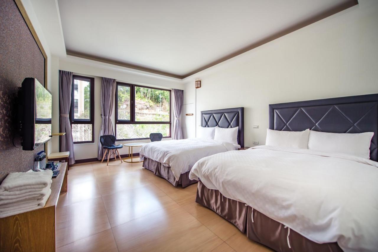 Moonlake B&B Юйчі Екстер'єр фото